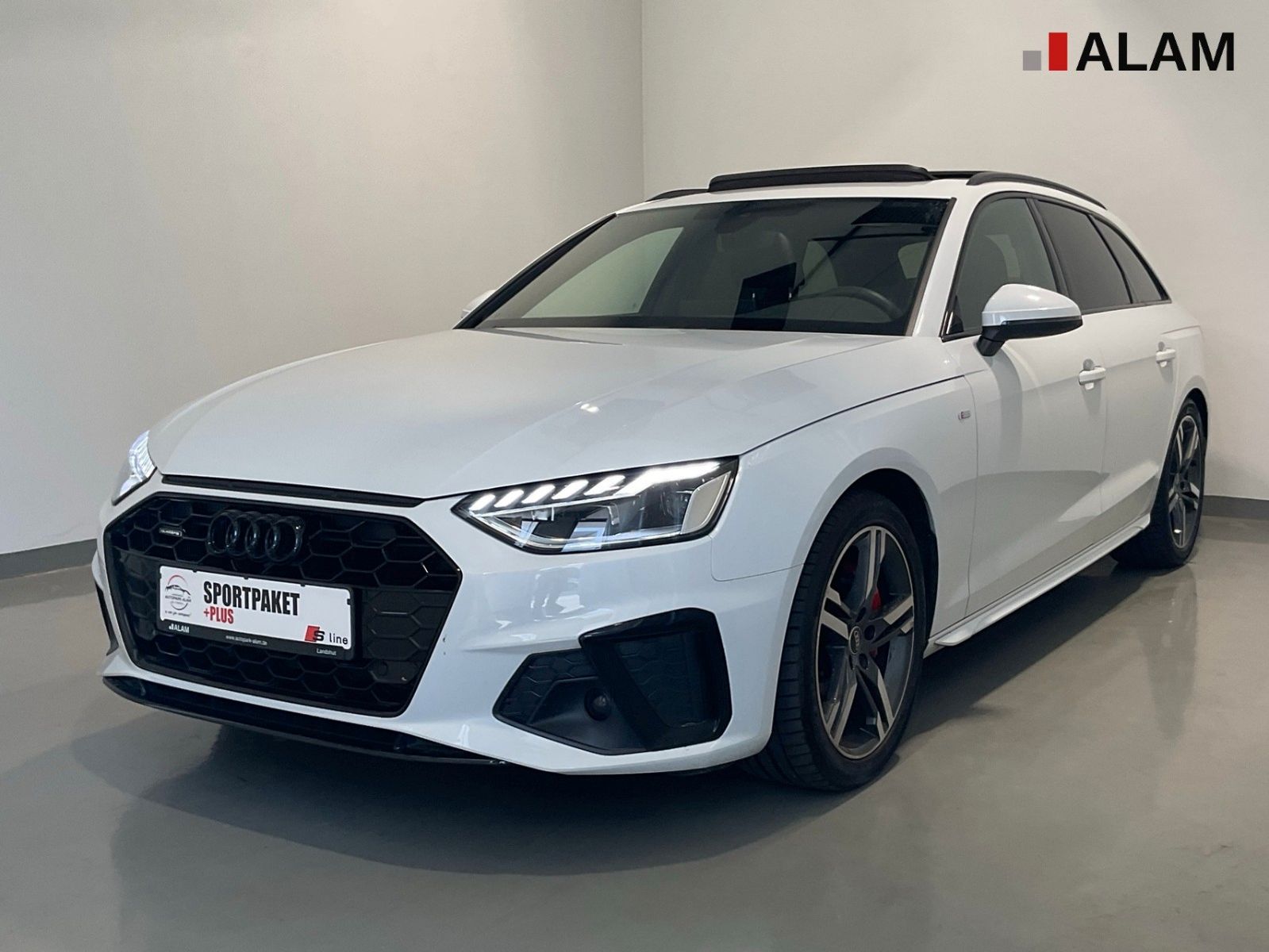 Audi A4 Av 40 TDI quatt Sline DAB Lane LED Tempo Pano foto 2
