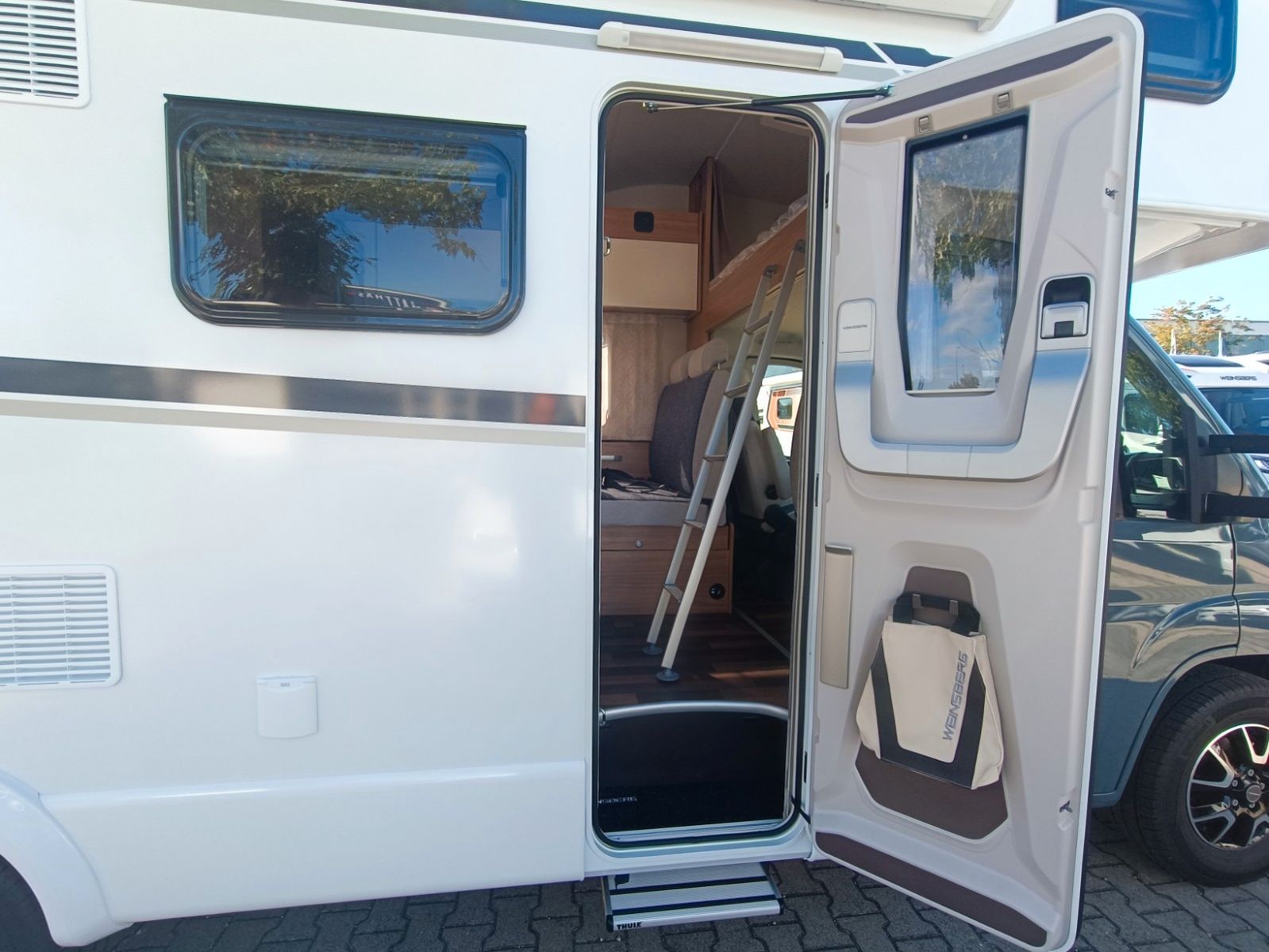 Fahrzeugabbildung Weinsberg CaraHome 650 DG*Dachklima*TV*3650kg