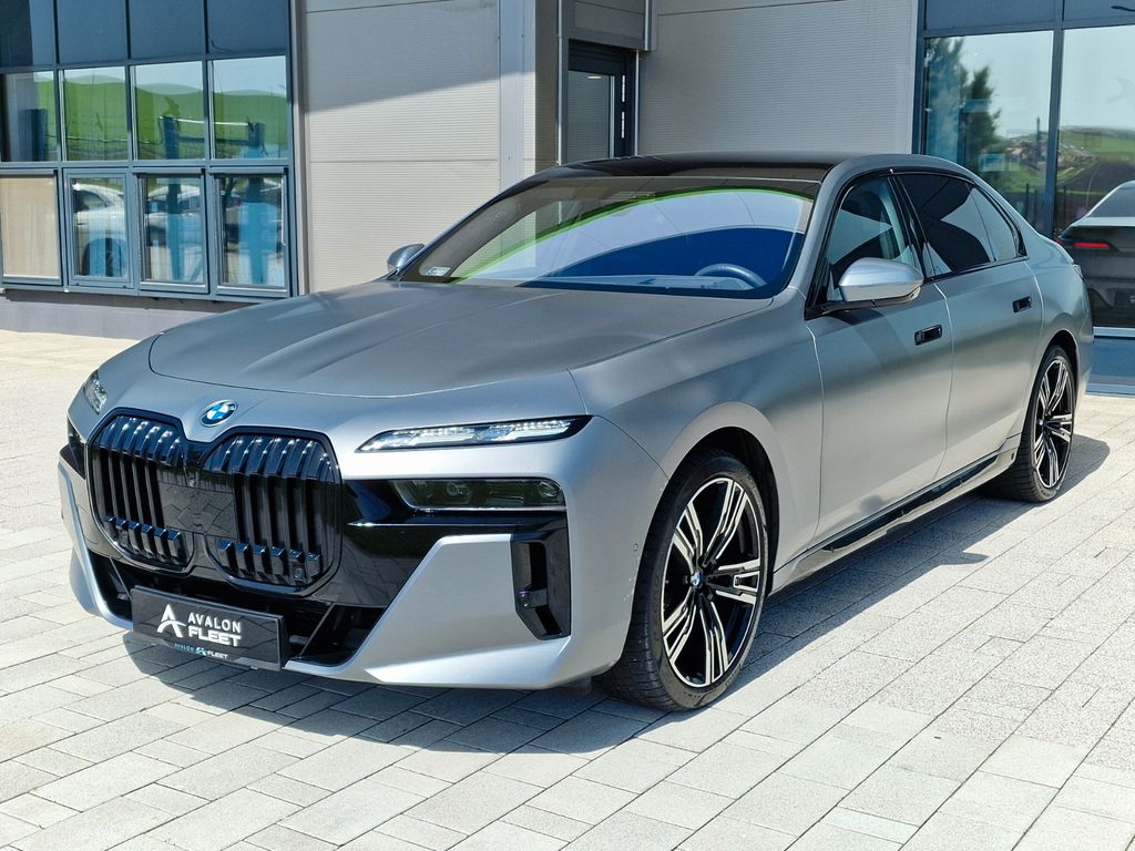 BMW 740
