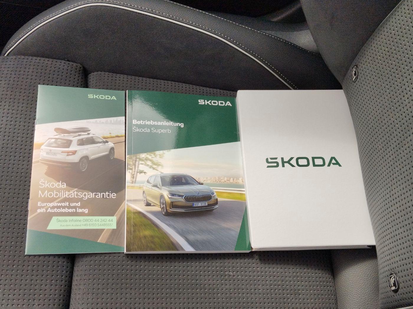 Skoda Superb Combi 2.0 TDI Sportline DSG 4xSHZ*ACC*AUT