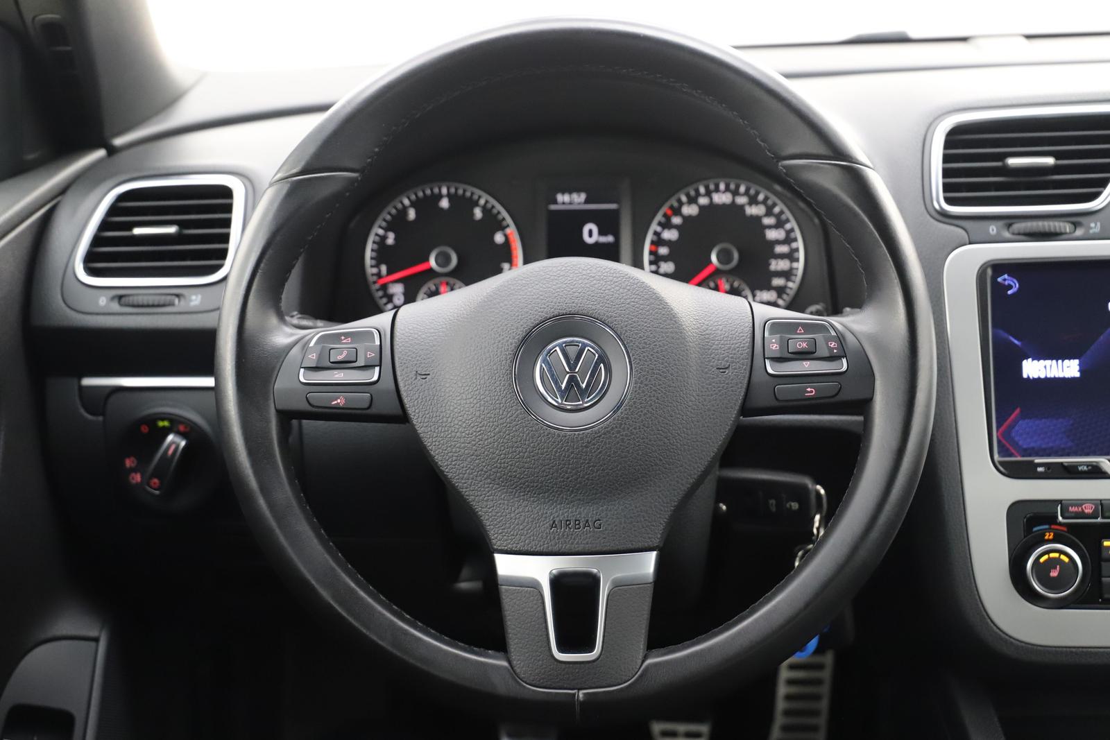 Volkswagen Eos 1.4TSI 122PS BlueMotion Leder Navi PDC SHZ