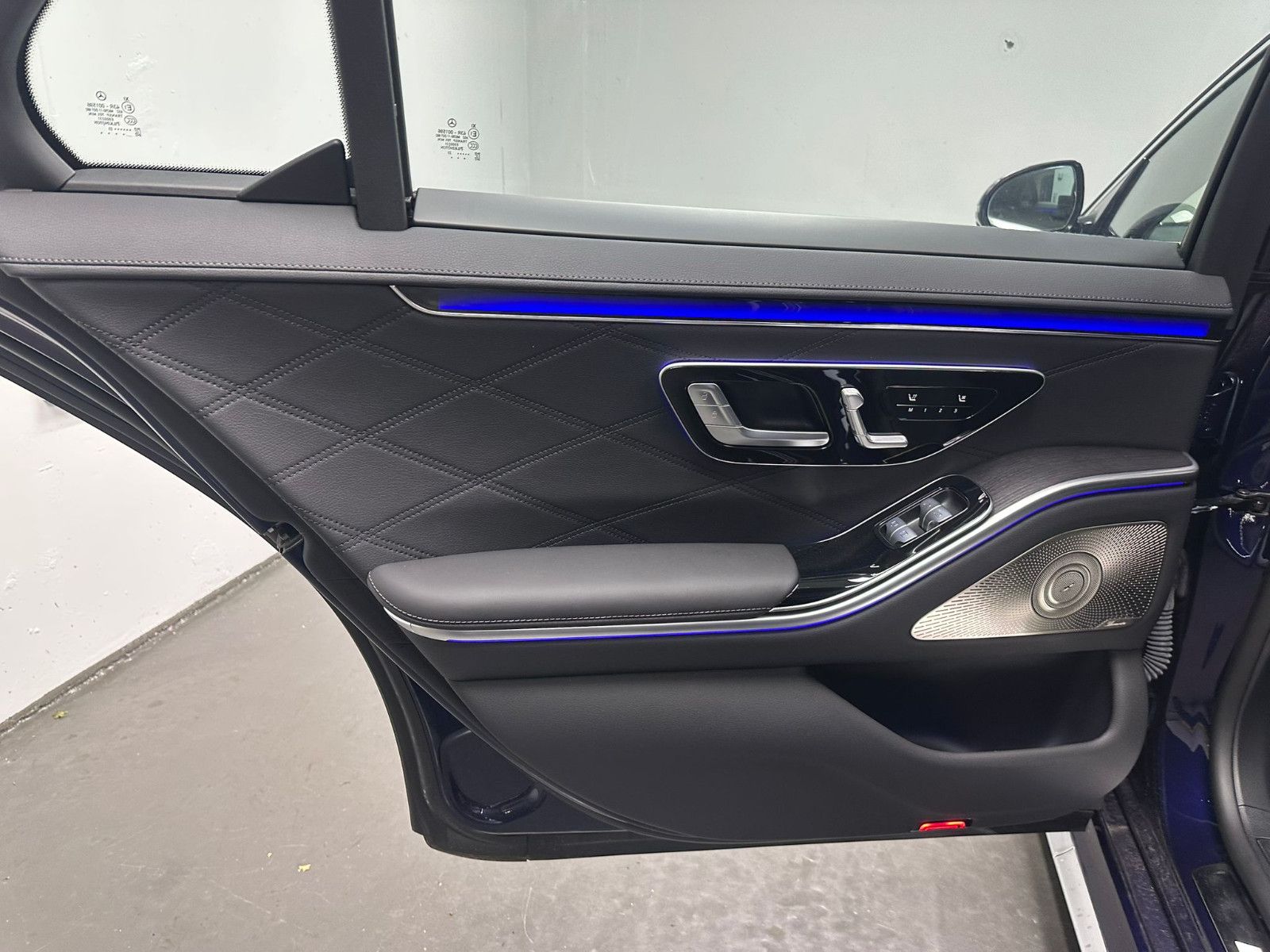 Fahrzeugabbildung Mercedes-Benz S 63 AMG E Performance L *Manufaktur*FIRST CLASS