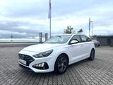 Hyundai i30 cw Trend Mild-Hybrid*Aut.*1 Hand* - Hyundai i30 in Halle