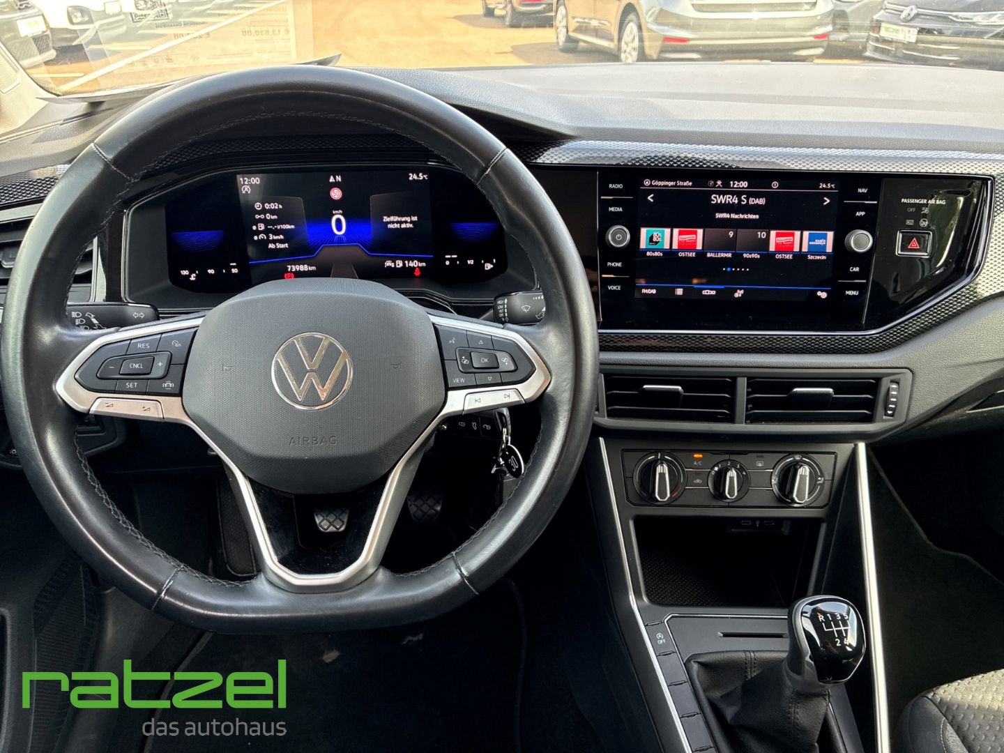 Fahrzeugabbildung Volkswagen Polo VI Life 1.0 TSI Navi Digitales Cockpit LED