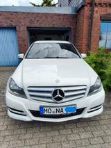 Mercedes-Benz C 180 AVANTGARDE AVANTGARDE - Mercedes-Benz C 180 aus 2012: Limousine