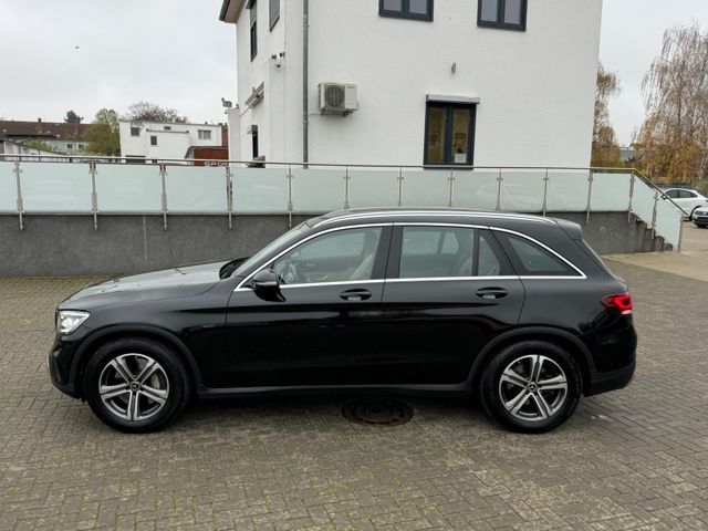 Mercedes-Benz GLC 300 e 4Matic*CAM*SHZ/VIRT/TOT/18 ZOLL/