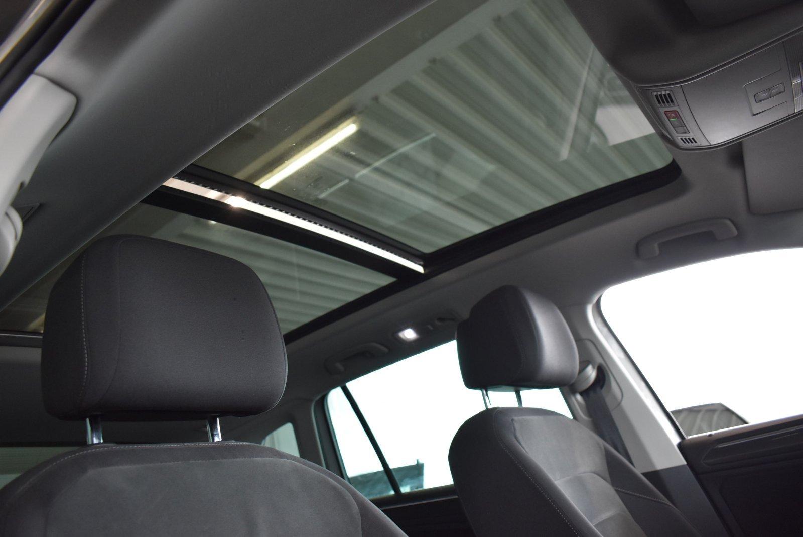 Volkswagen Tiguan 2.0 TDI DSG Highline AHK APP DAB