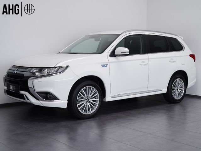 Fahrzeugabbildung Mitsubishi Outlander PHEV  2.4 4WD Plug-In Hybrid