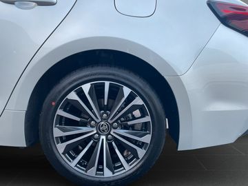 Toyota Corolla TS 2.0 Hybrid Team D *2xPDC*LED*NAV*SHZ*