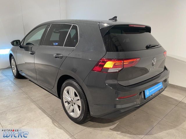 Golf VIII 1.5 TSI Life NAVI KLIMA PDC LED