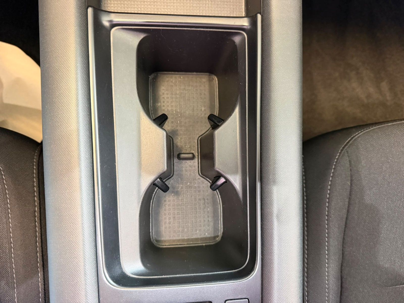 Hyundai IONIQ 6 – Bild 11