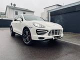 Porsche Cayenne Turbo ACC/Totw/Pano/Standh. - Porsche Cayenne aus 2010: Turbo