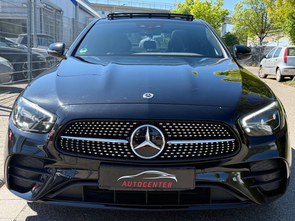Image of Mercedes-Benz E 300