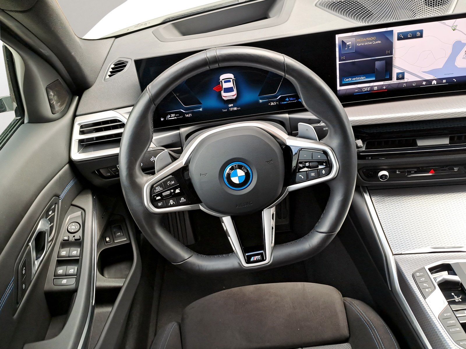 BMW 330 - Bild 10