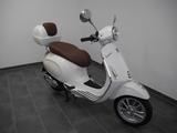 Vespa Primavera 125 // 2022 // Sturzschaden - VESPA WEIß