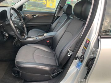 Mercedes E 200 - 11