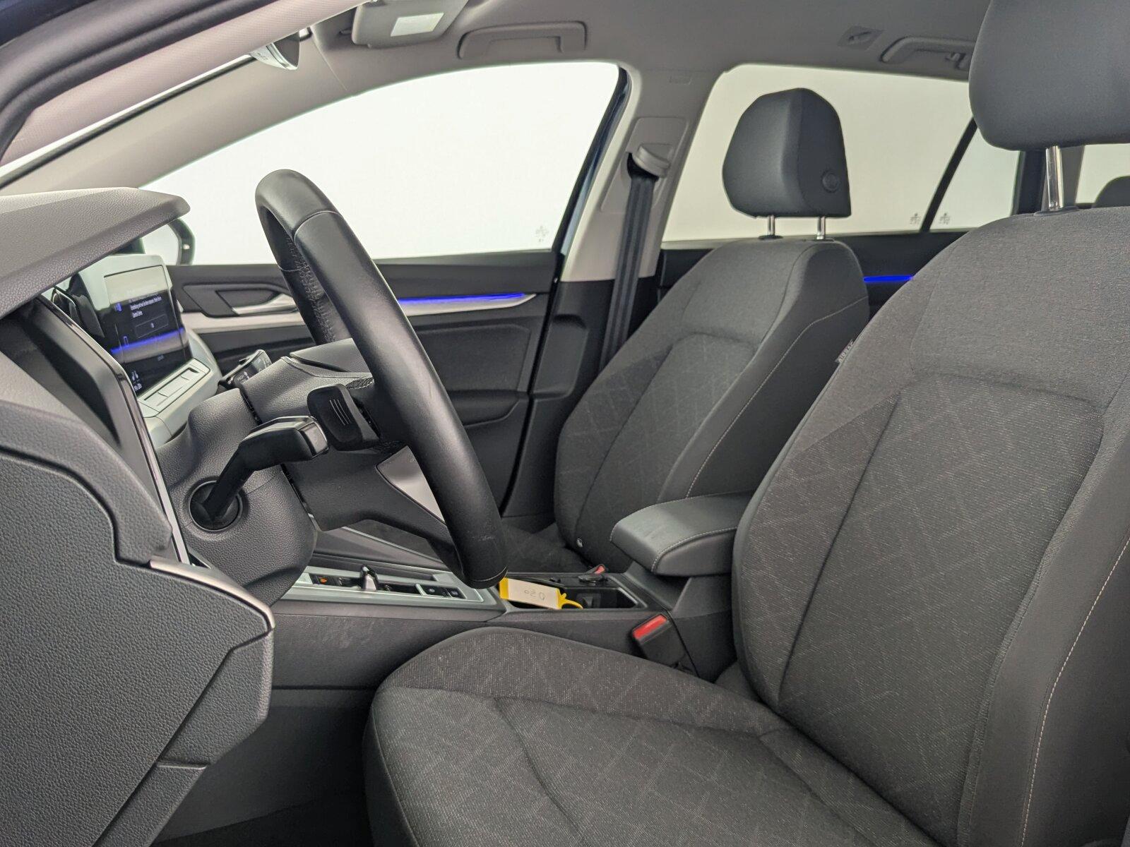 Volkswagen Golf VIII 1.5 eTSI Life OPF LED+NAVI+AHK+ACC+RFK, миниатюра 12