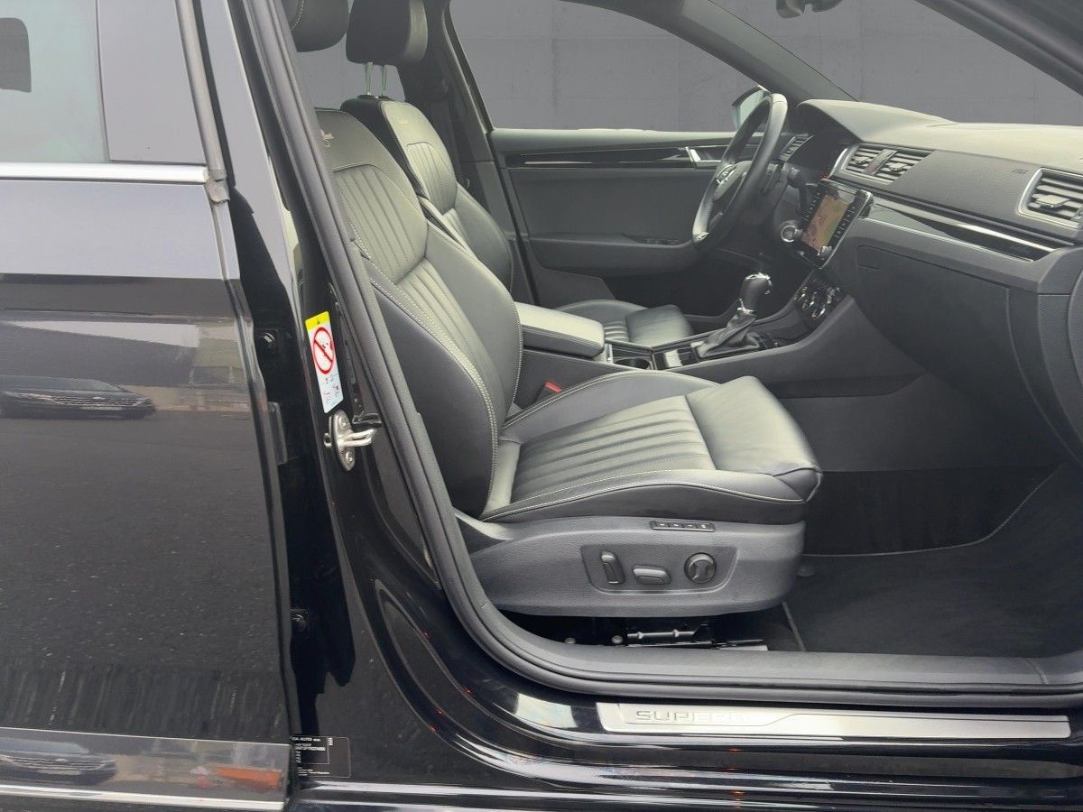 Skoda Superb - Bild 12