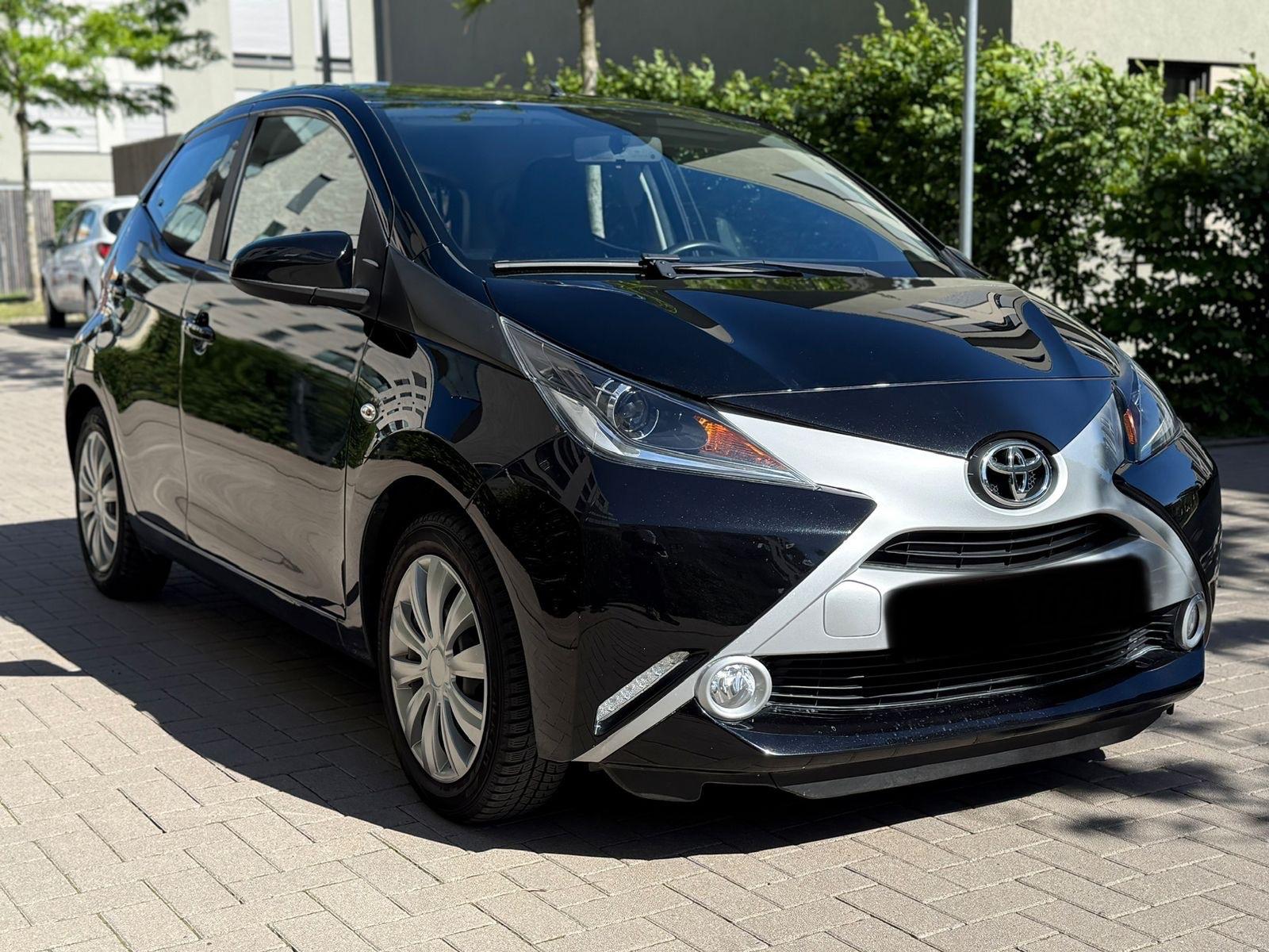 Toyota Aygo AYGO x-play touch