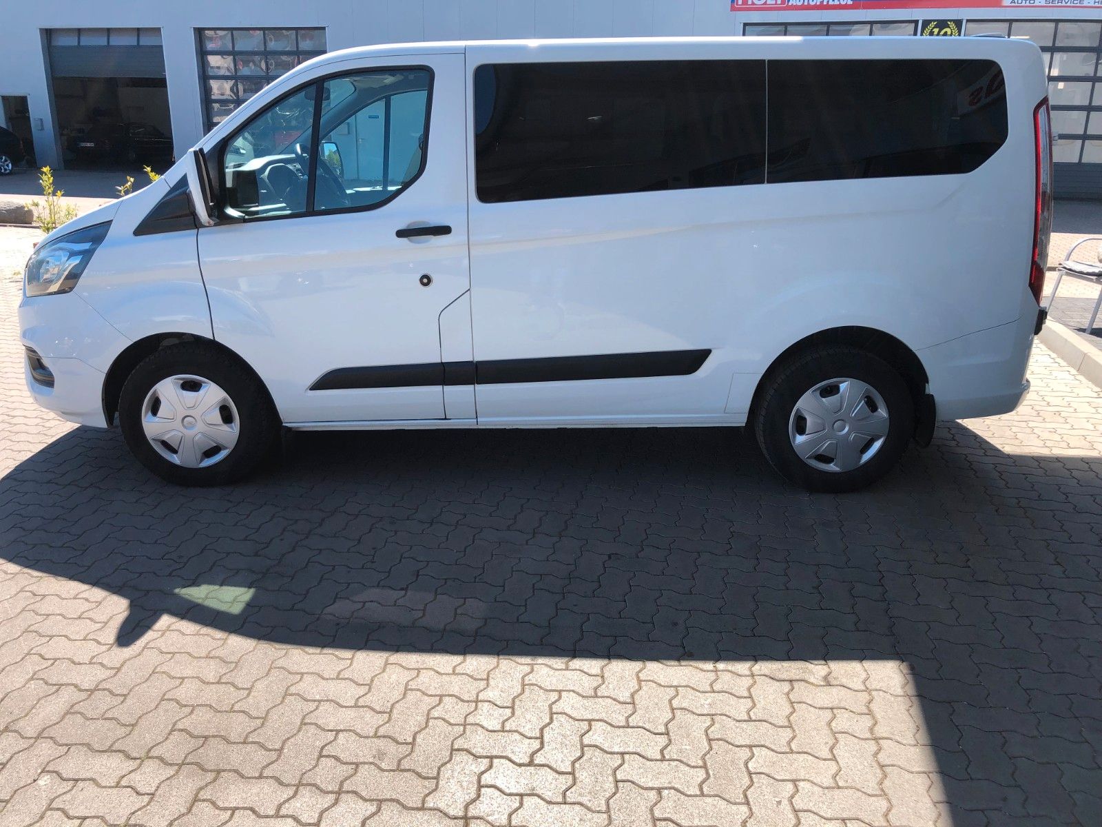 Fahrzeugabbildung Ford Transit/Tourneo Custom Kombi 320L1 Trend 9Sitzer