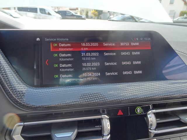 Fahrzeugabbildung BMW 118i Sportline/39.000km/LED/SitzH/Navi/Automatik
