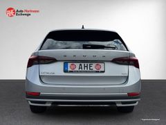 SKODA Octavia Combi 2.0 TDI Scout 4x4 LED Navi Ahk ACC SKODA Octavia Combi 2.0 TDI Scout 4x4 LED Navi Ahk ACC