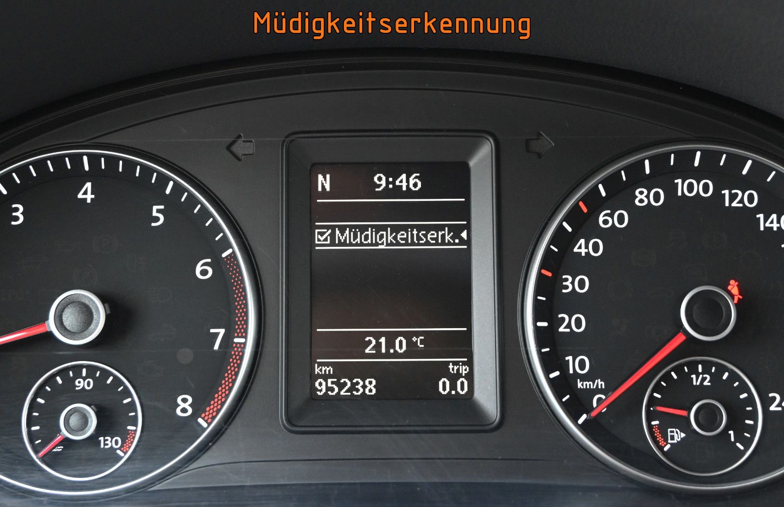 Fahrzeugabbildung Volkswagen Touran 1.2 TSI LIFE °AHK°STANDHEIZ°7-SITZE°