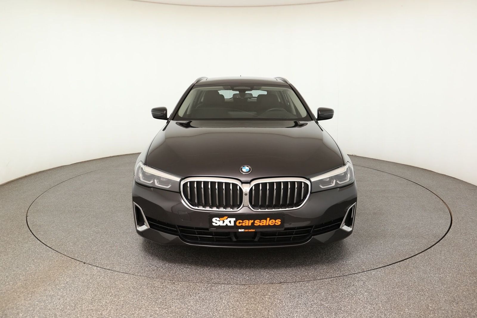 BMW 530i xDrive Luxury ACC PANO HUD 360° elSitze AHK foto 3