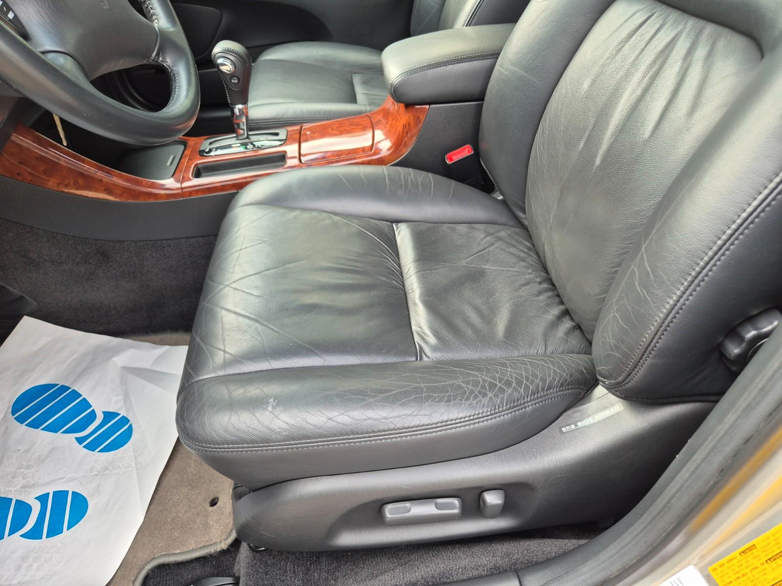 Toyota Camry 2.4 Auto
