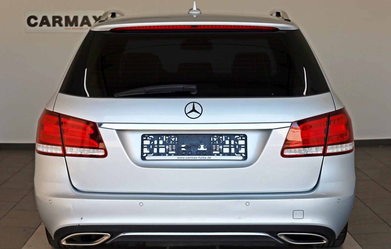 Fahrzeugabbildung Mercedes-Benz E 200d T BT Avantgarde T.Leder,Navi,LED,SH,PDC