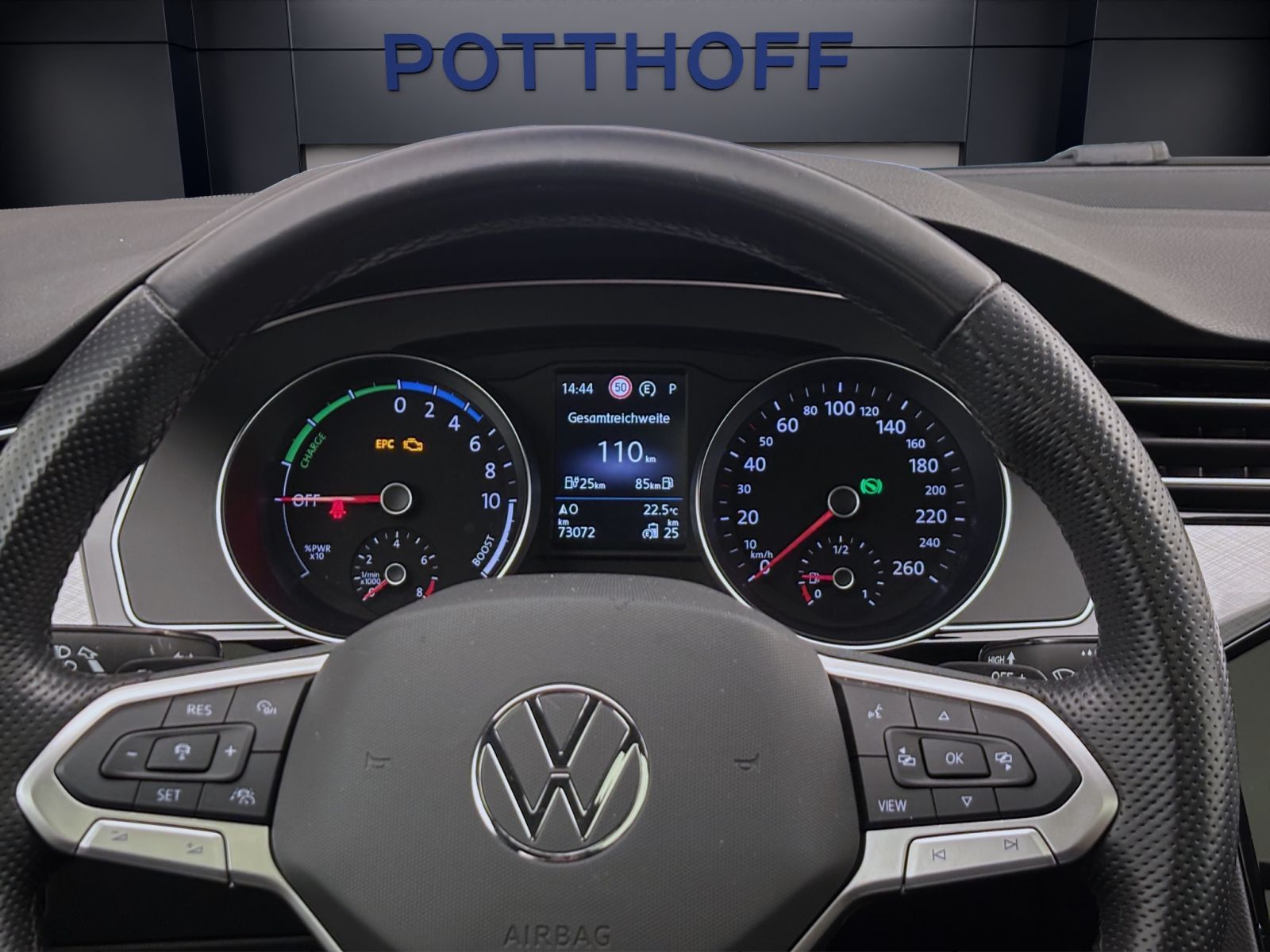 Volkswagen Passat Variant - Bild 13