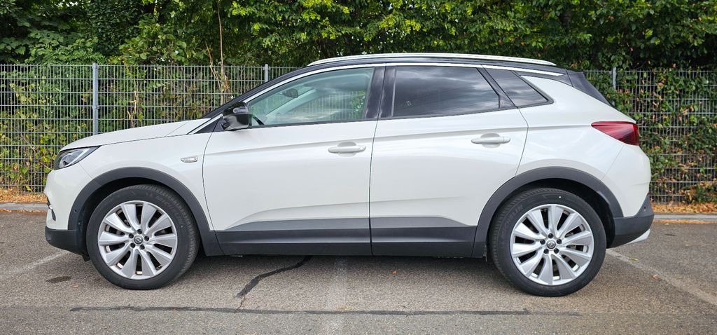Image of Opel Grandland (X)