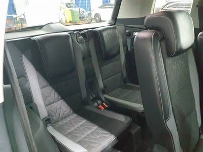Volkswagen Touran - Bild 6