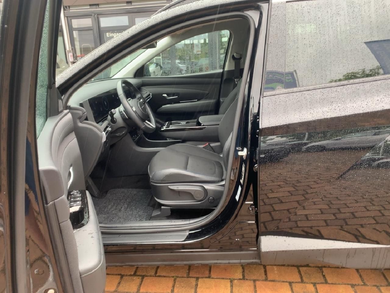 Fahrzeugabbildung Hyundai TUCSON Trend Hybrid 2WD + Design-Paket*