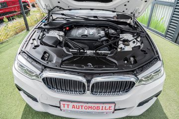 Fahrzeugabbildung BMW Touring 520d M-Sportpaket|HEADUP|HARMAN|AHK