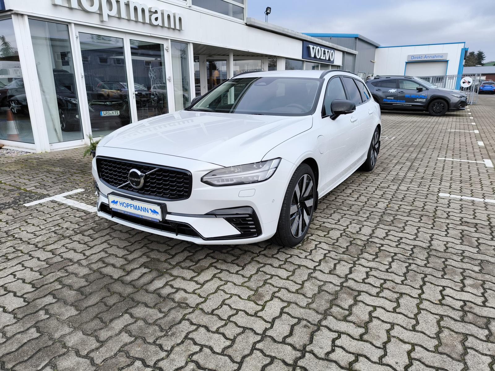 Volvo V90 T6 Plus Dark Recharge Plug-In Hybrid AWD