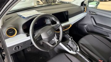 Fotografie des Seat Arona 1.0 TSI Style Navi LED SHZ PDC