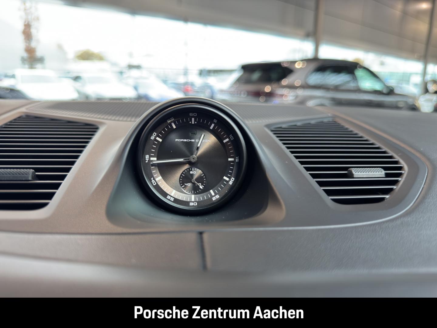 Porsche Cayenne E-Hybrid Coupe Black Edition Burmester