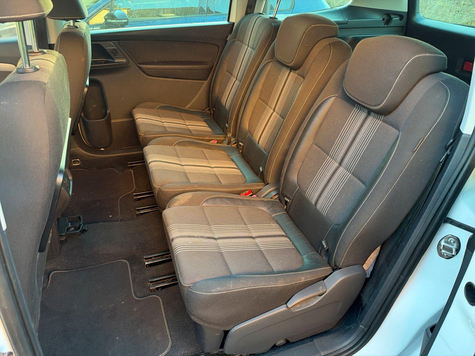 Volkswagen Sharan 2012 — photo 6