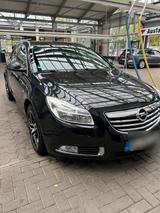 Opel Insignia 160 Ps Diesel Familienwagen - : Familienwagen