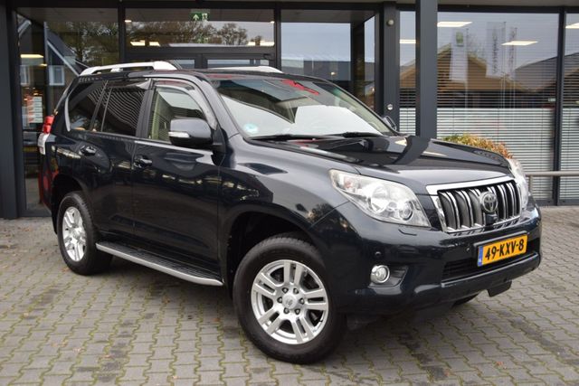 Toyota Land Cruiser 3.0 D-4D 5DRS EXECUTIVE A/T 7 SI...