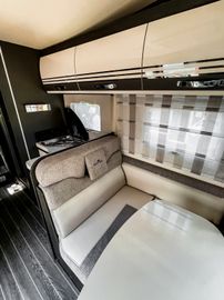 Fahrzeugabbildung Roller Team Kronos 284M FORD Modell 2024