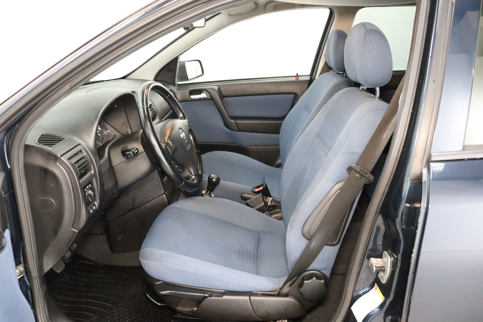 Fahrzeugabbildung Opel Astra 1.6 Fresh * Xenon * Klima