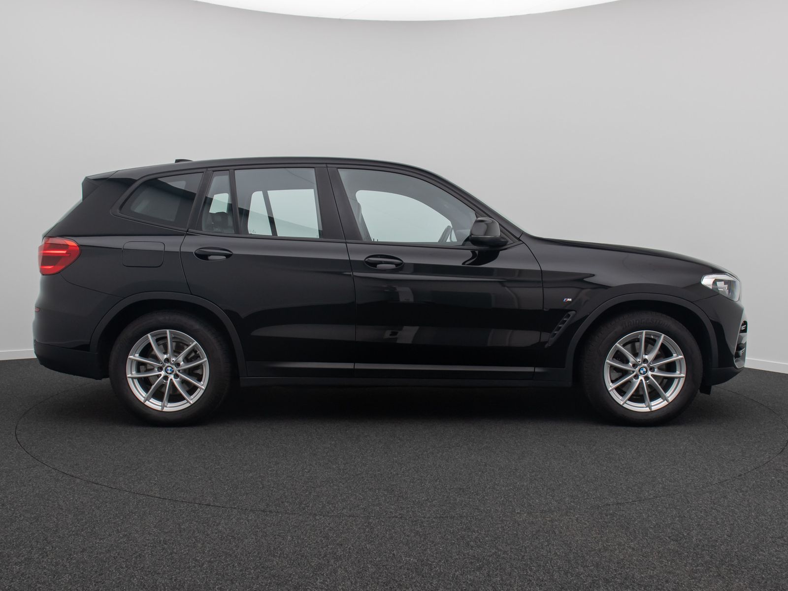 Fahrzeugabbildung BMW X3 xD20d PDC CockpiPlus Sportsitz LED 18Zoll
