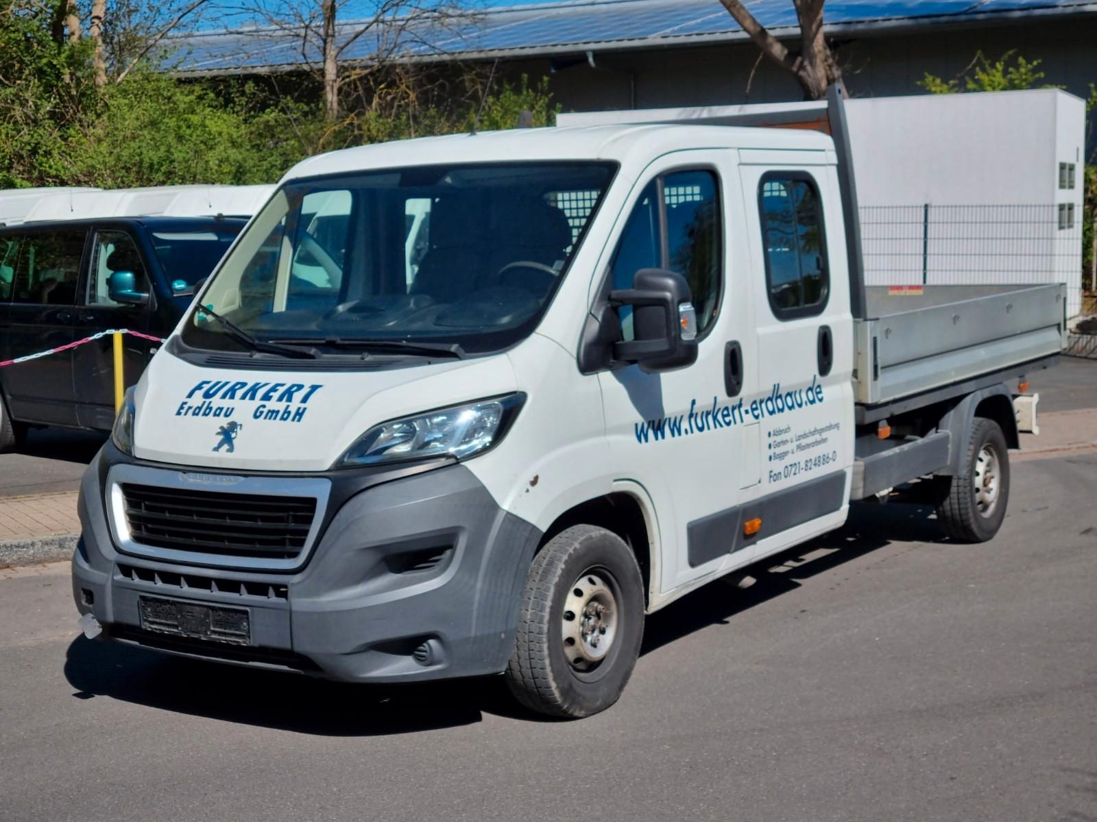 Peugeot Boxer 2.0 Doka Pritsche Euro6 Motorscahden