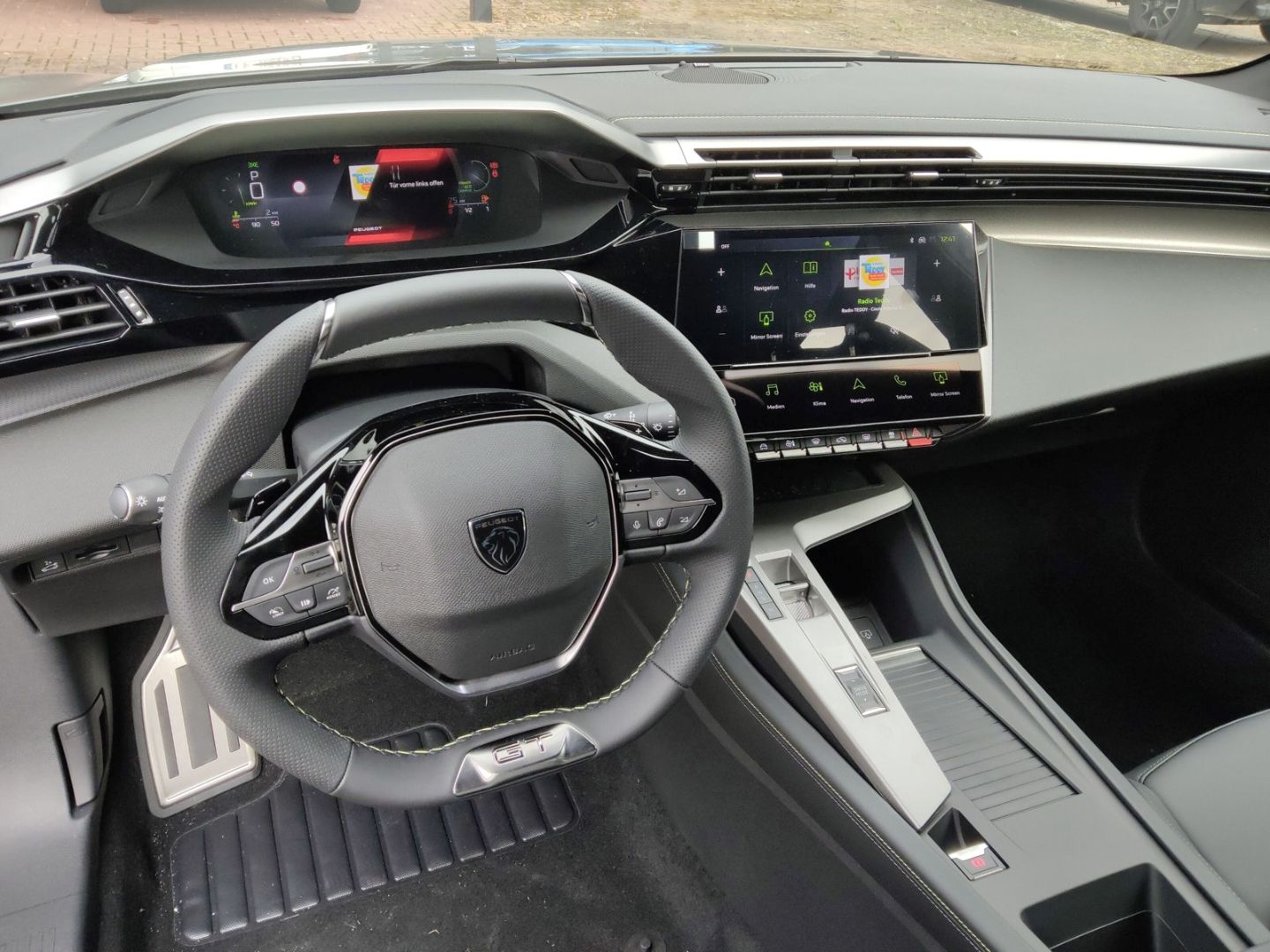 Peugeot 408 - Bild 12