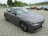 Alfa Romeo Giulia 2.2 JTDM Ti Q4 Autom., 6300km - Alfa Romeo Giulia Diesel Gebrauchtwagen