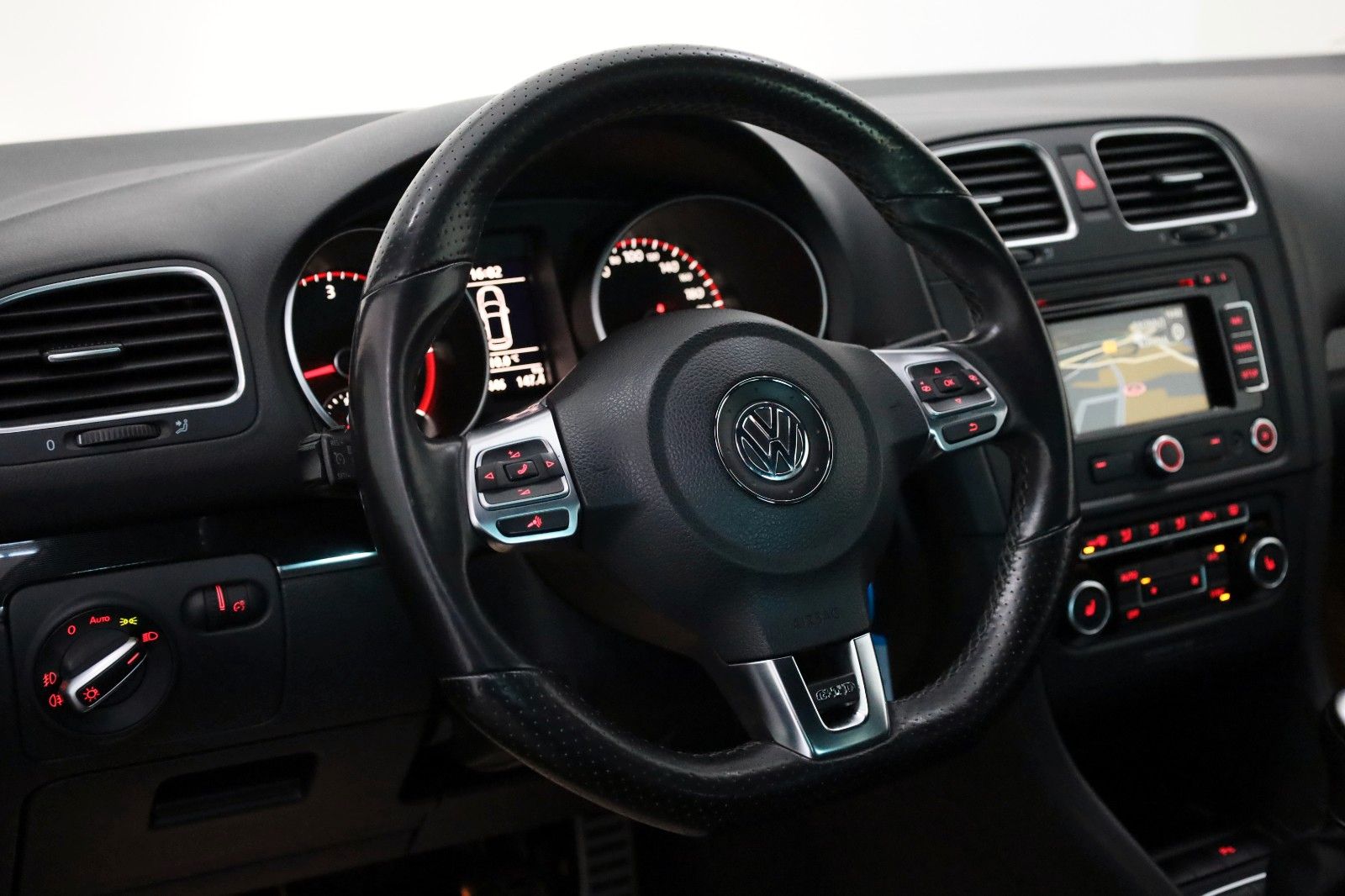 Fahrzeugabbildung Volkswagen Golf VI GTD Navi,Xenon,SH,PDC,SR+WR