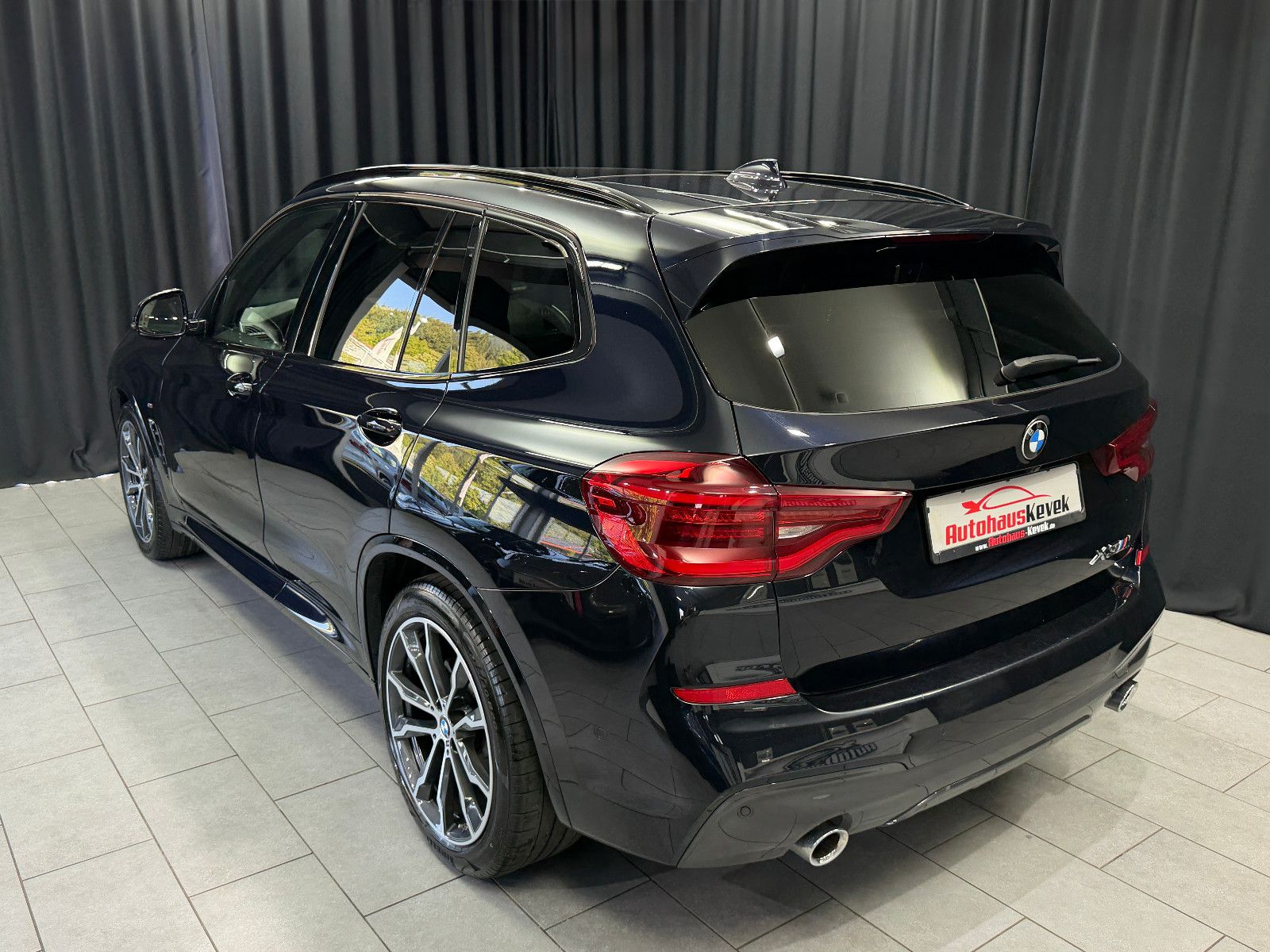 Fahrzeugabbildung BMW X3 xDrive 25 d M Sport |HiFi|AHK|HuD|PANO|ACC