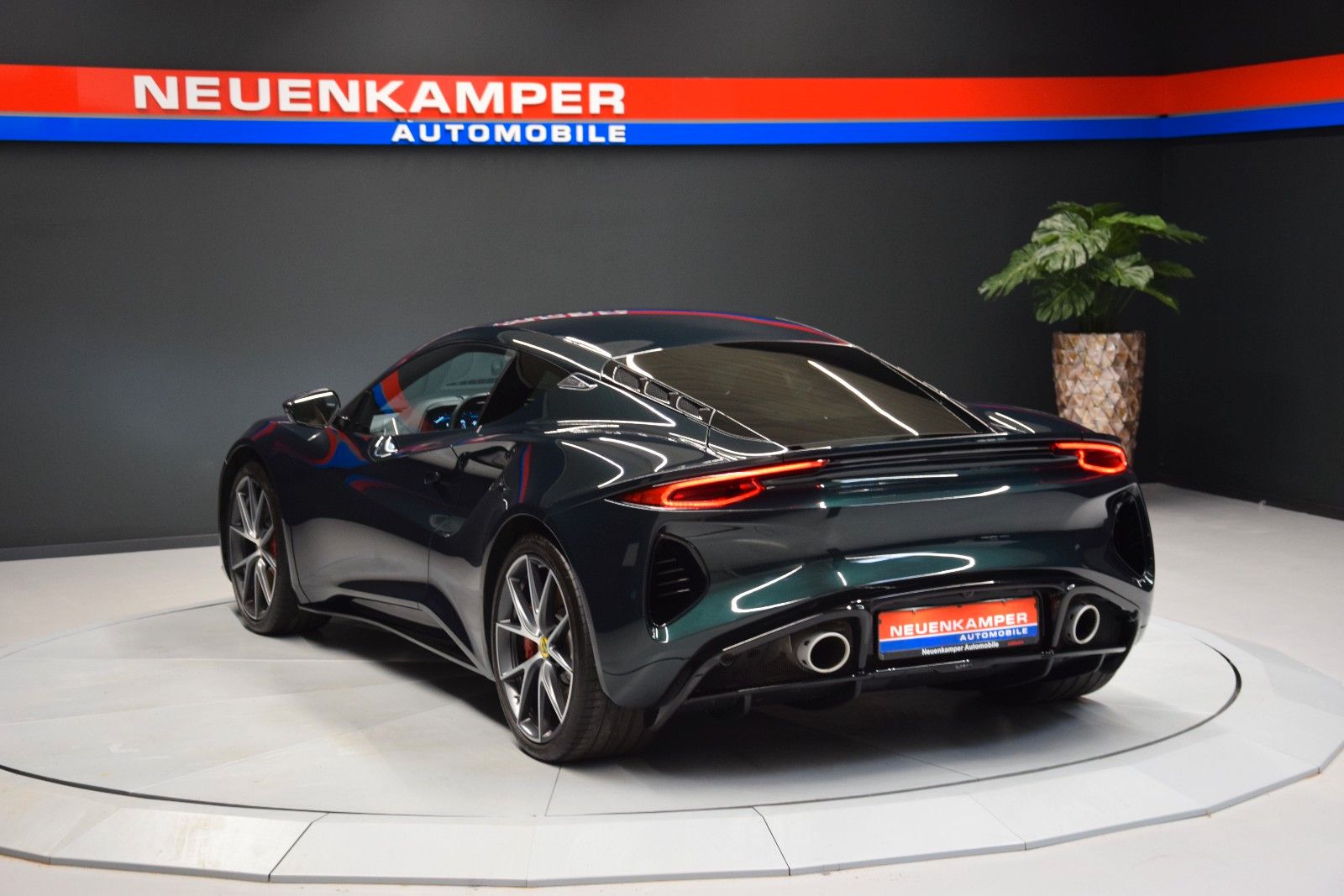 Fahrzeugabbildung Lotus Emira 2.0 Turbo First Edition Leder Konjak